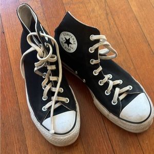 Black Chuck Taylor’s platform converse shoes